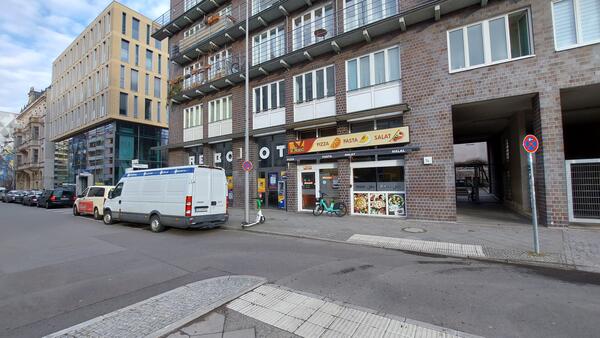 Emporial: Ladenbüro  auf der südlichen Friedrichstraße