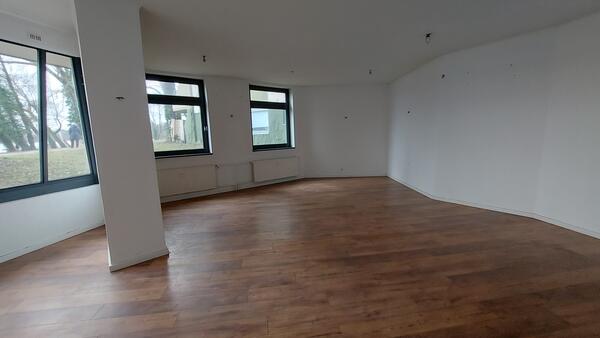 &copy; 2025  Dipl.Ing. Kühne GmbH Berlin Ladenlokal Berlin Fotosammlung Zeitzeugen 330008534 