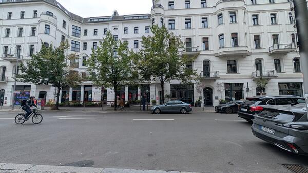 Cafe| Bar | Lounge in belebter Lage im  Scheunenviertel von Berlin