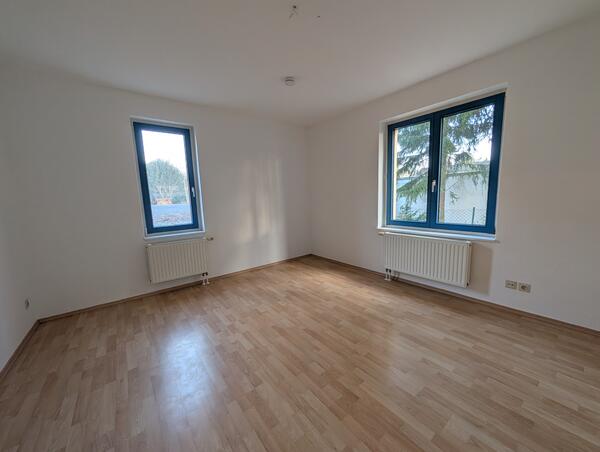 &copy; 2025  Dipl.Ing. Kühne GmbH Berlin Etagenwohnung Falkensee Fotosammlung Zeitzeugen 330008685 