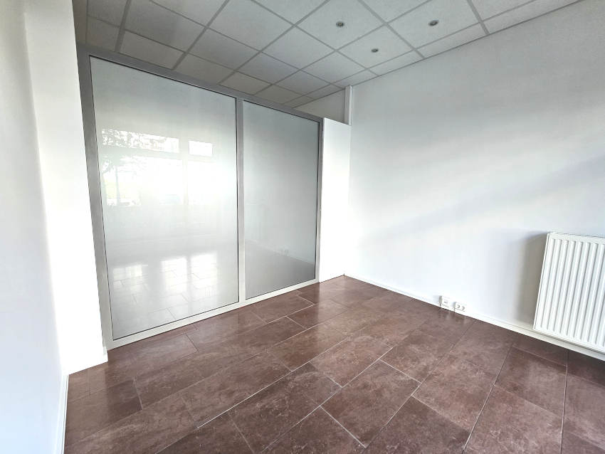 &copy; 2025  Dipl.Ing. Kühne GmbH Berlin Bürofläche Berlin Fotosammlung Zeitzeugen 330008640 