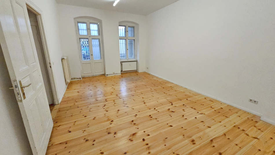 &copy; 2024  Dipl.Ing. Kühne GmbH Berlin Verkaufsfläche Berlin Fotosammlung Zeitzeugen 330008331 