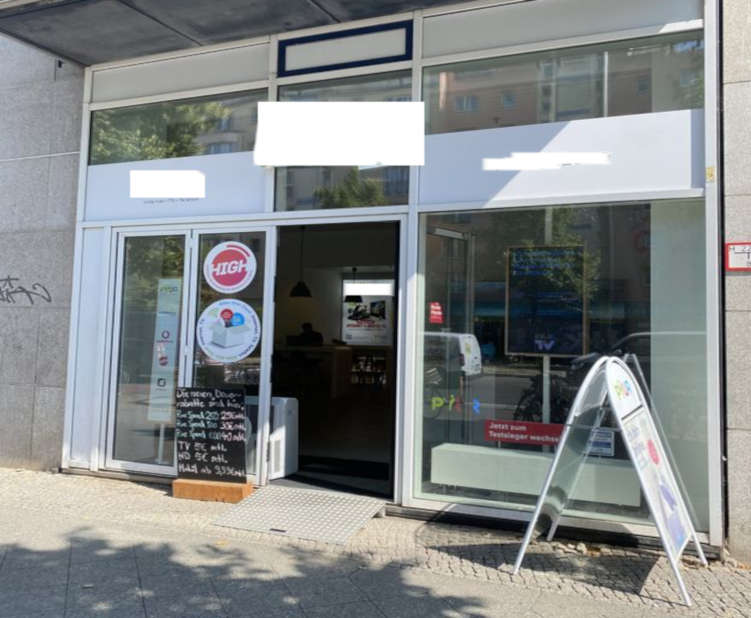 &copy; 2024  Dipl.Ing. Kühne GmbH Berlin Verkaufsfläche Berlin Fotosammlung Zeitzeugen 330008352 