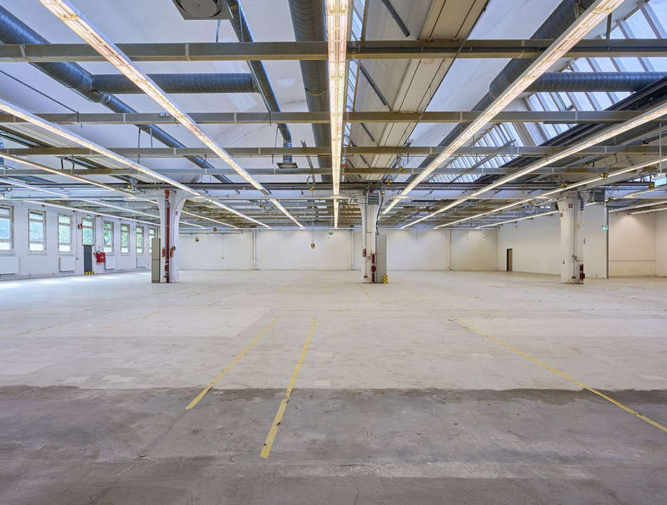 &copy; 2023  Dipl.Ing. Kühne GmbH Berlin Lagerfläche Berlin Fotosammlung Zeitzeugen 330008124 