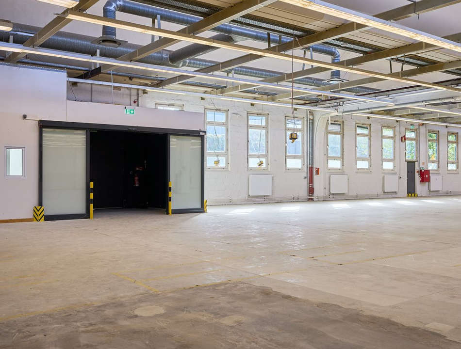 &copy; 2023  Dipl.Ing. Kühne GmbH Berlin Lagerfläche Berlin Fotosammlung Zeitzeugen 330008124 